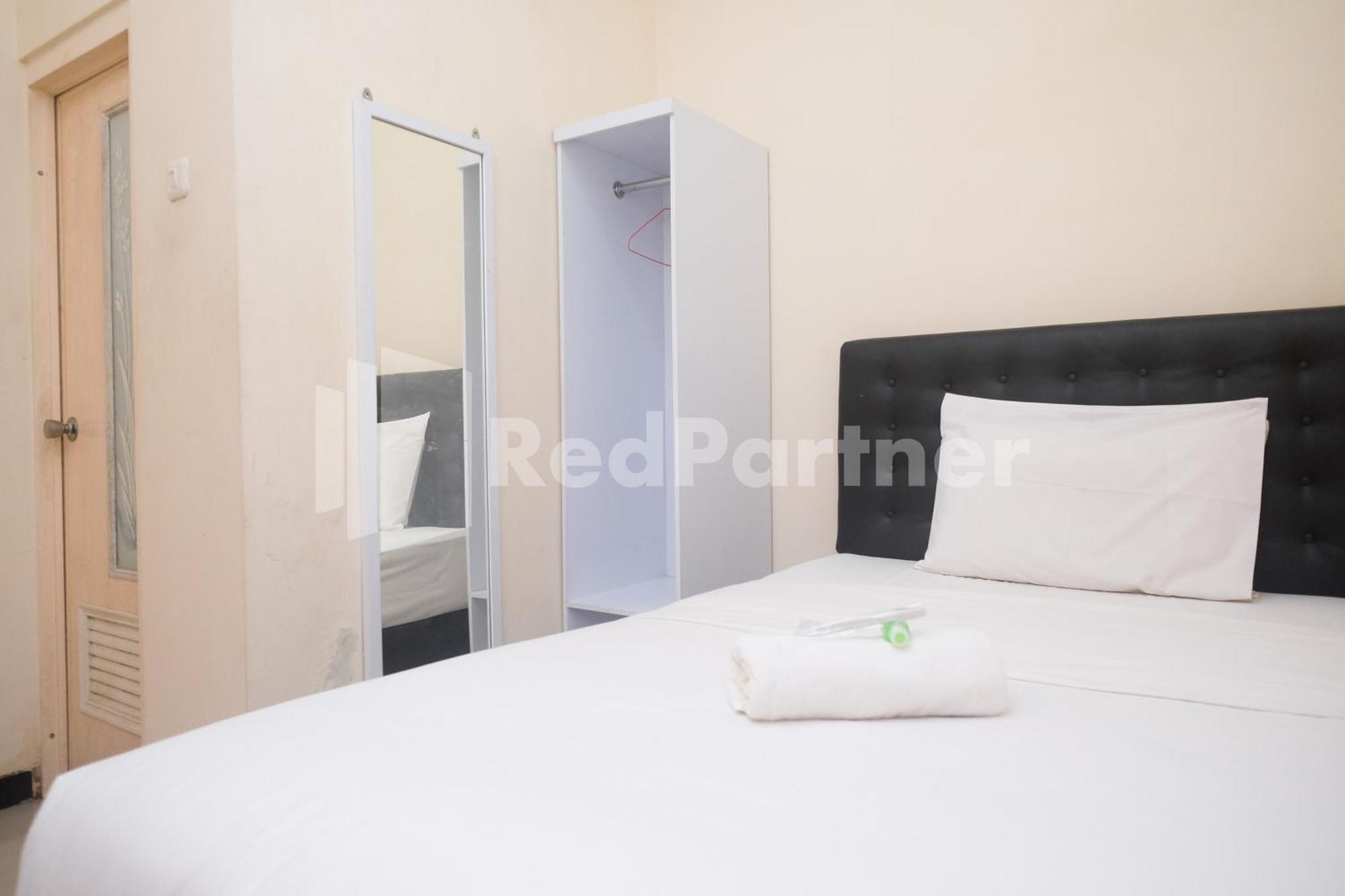 Griya Loka 2 Syariah Near Simpang Lima Mitra Reddoorz Hotel Semarang Ngoại thất bức ảnh