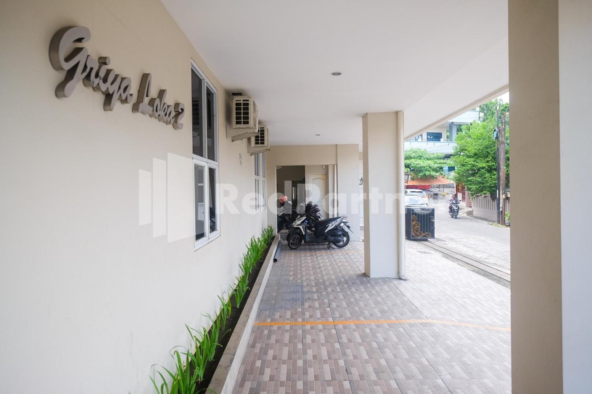 Griya Loka 2 Syariah Near Simpang Lima Mitra Reddoorz Hotel Semarang Ngoại thất bức ảnh
