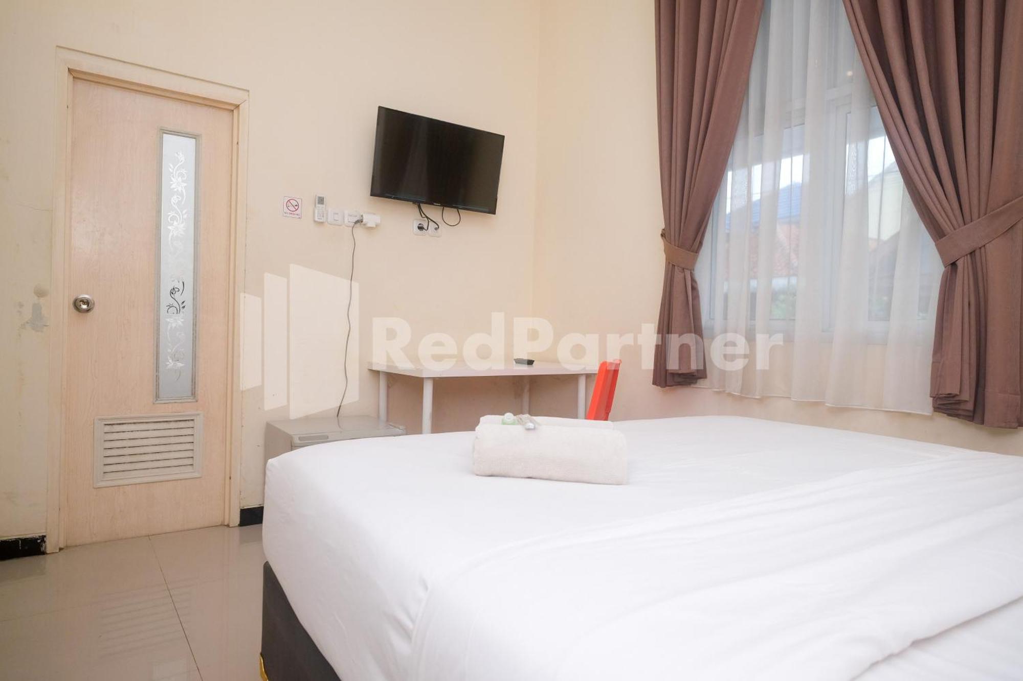 Griya Loka 2 Syariah Near Simpang Lima Mitra Reddoorz Hotel Semarang Ngoại thất bức ảnh