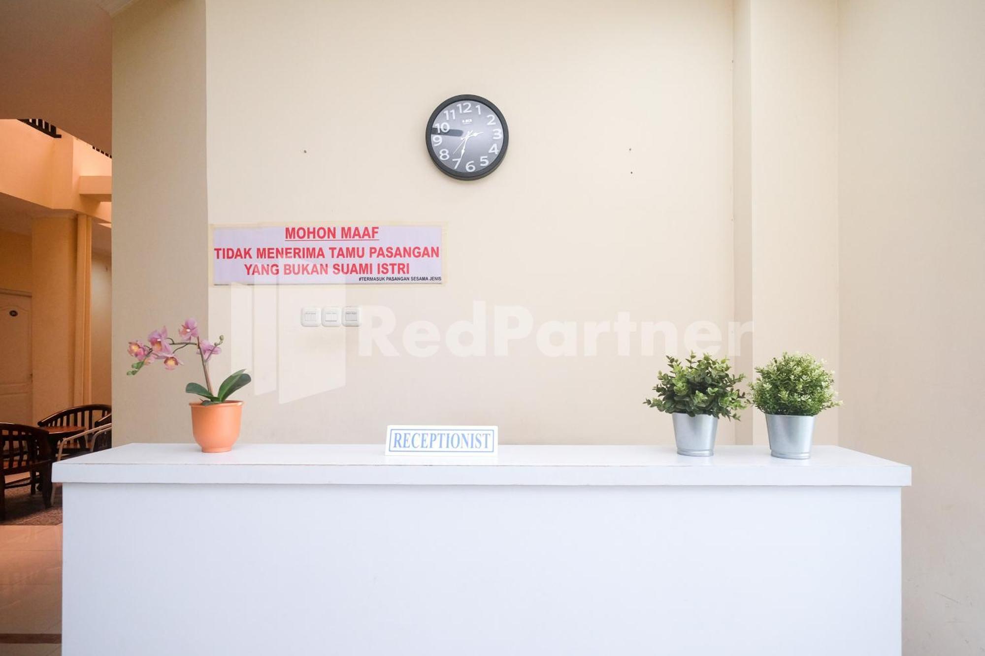 Griya Loka 2 Syariah Near Simpang Lima Mitra Reddoorz Hotel Semarang Ngoại thất bức ảnh