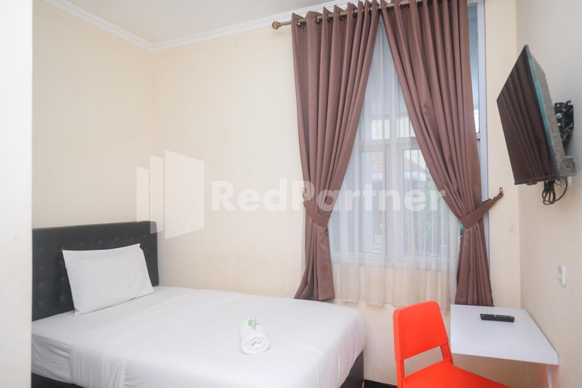 Griya Loka 2 Syariah Near Simpang Lima Mitra Reddoorz Hotel Semarang Ngoại thất bức ảnh