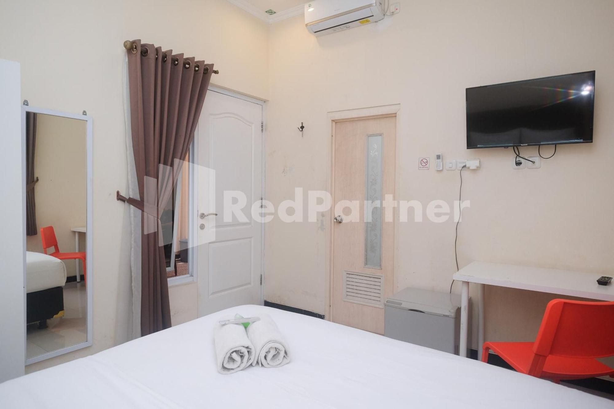 Griya Loka 2 Syariah Near Simpang Lima Mitra Reddoorz Hotel Semarang Ngoại thất bức ảnh