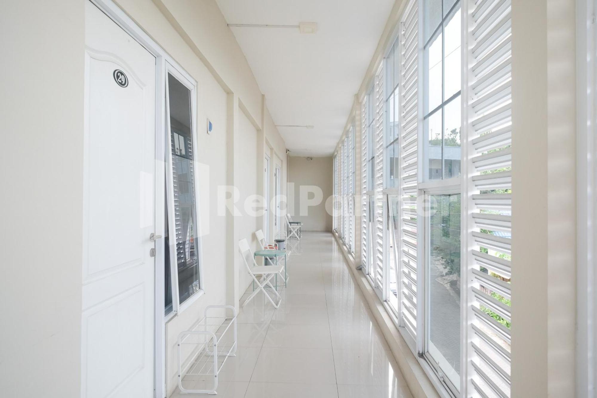 Griya Loka 2 Syariah Near Simpang Lima Mitra Reddoorz Hotel Semarang Ngoại thất bức ảnh