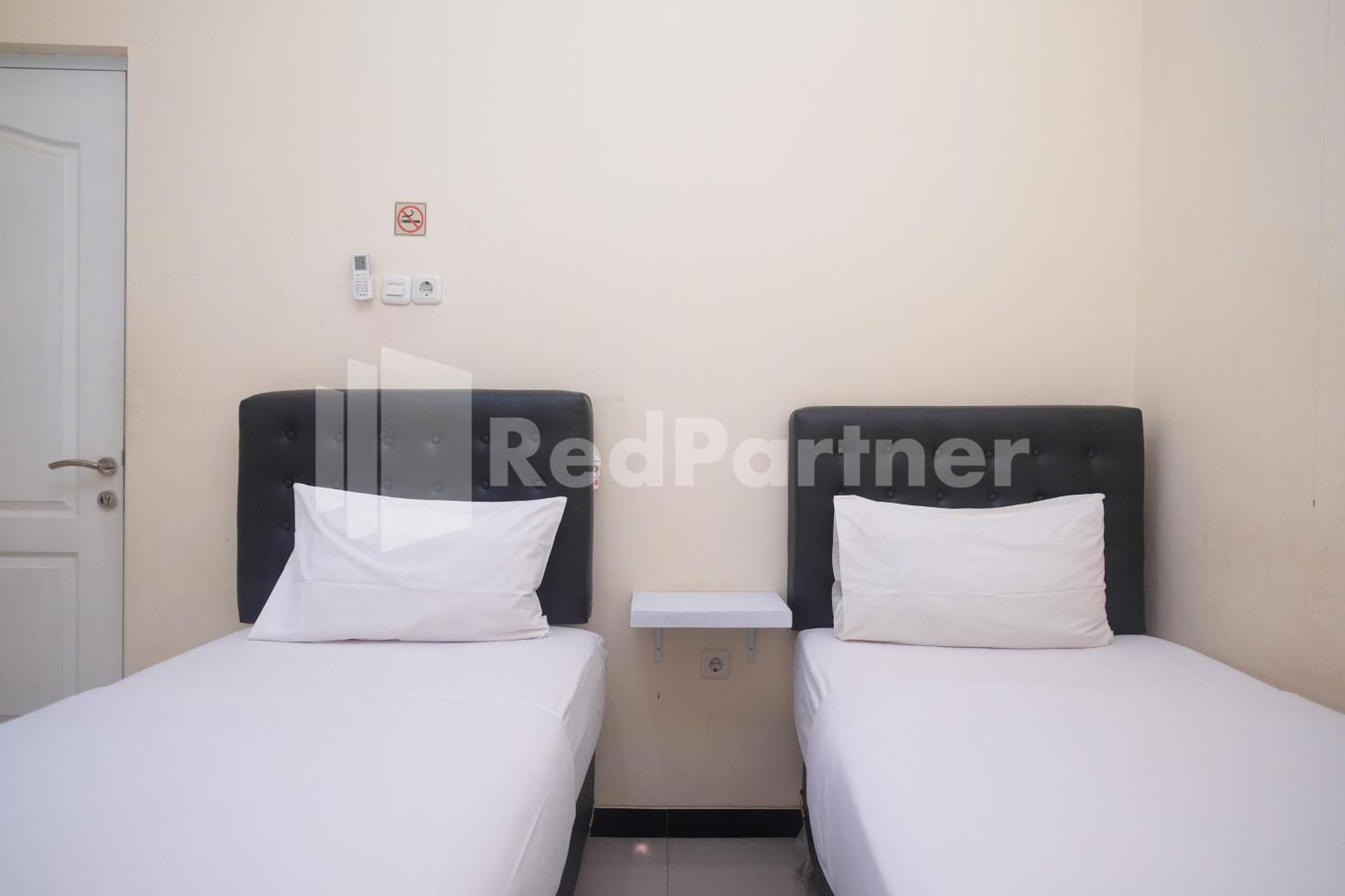Griya Loka 2 Syariah Near Simpang Lima Mitra Reddoorz Hotel Semarang Ngoại thất bức ảnh