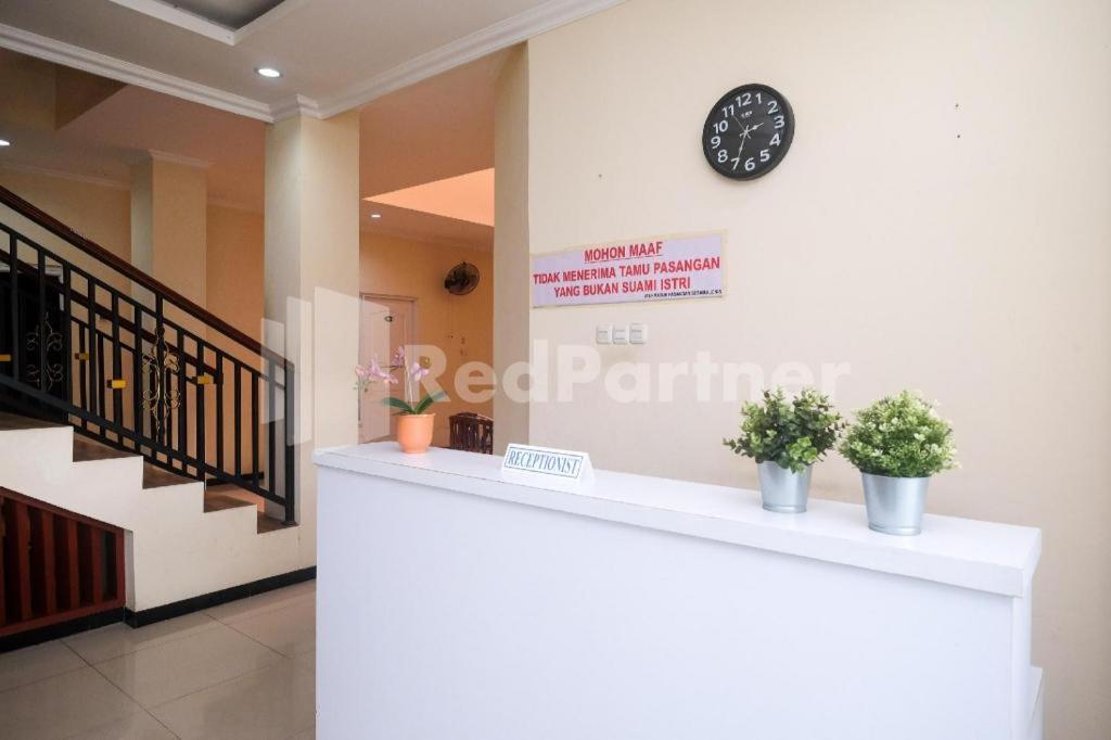 Griya Loka 2 Syariah Near Simpang Lima Mitra Reddoorz Hotel Semarang Ngoại thất bức ảnh